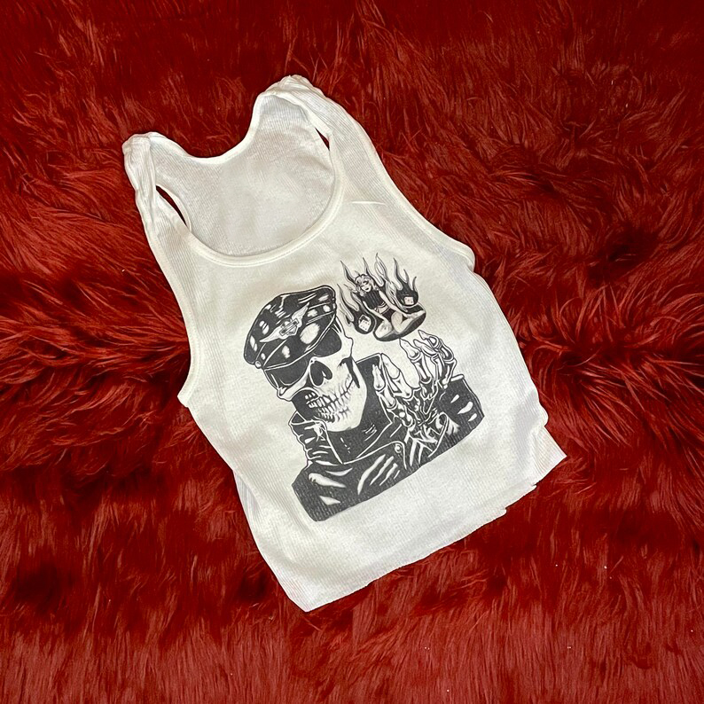Şanslı Kadın Kafatası Grafikli - Tank Top Ribbed incelemesi ve fiyatı